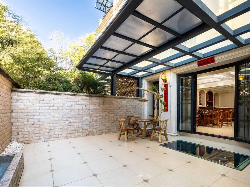 5室2廳2陽(yáng)臺(tái) 滇池ONE一期別墅陽(yáng)臺(tái)