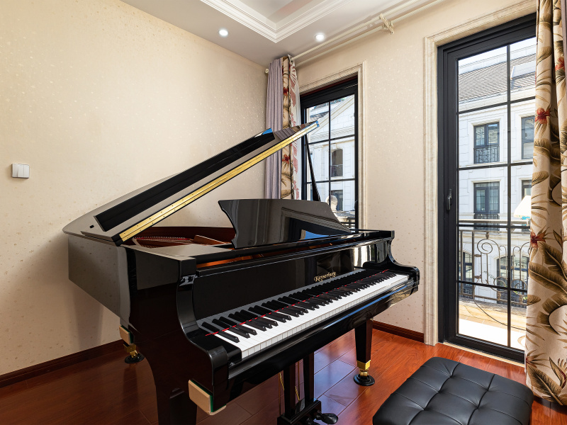 5室2廳2陽(yáng)臺(tái) 滇池ONE一期別墅書房