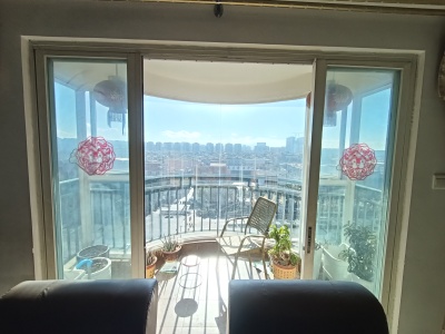 3室2廳2陽臺 世紀城嵐春苑客廳