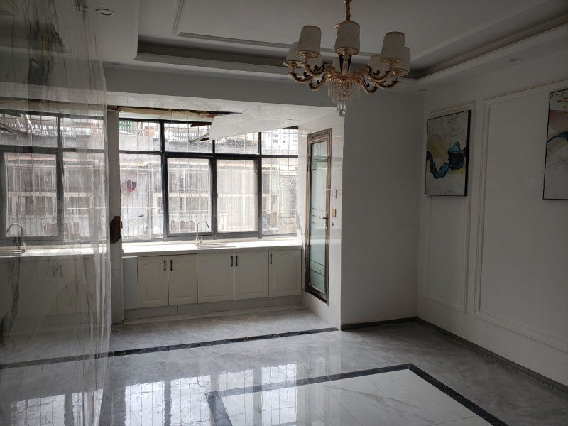 3室1廳1陽(yáng)臺(tái) 省醫(yī)藥公司宿舍（青年路282號(hào)）餐廳