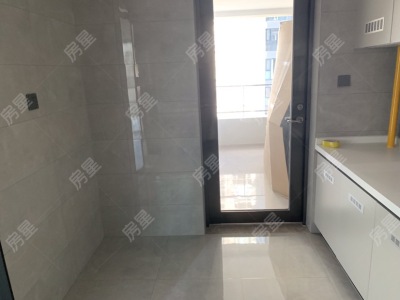 4室2廳2陽臺(tái) 華潤悅府一期