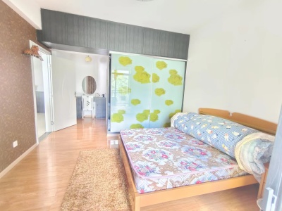 3室2廳1陽臺(tái) 朝花曦拾