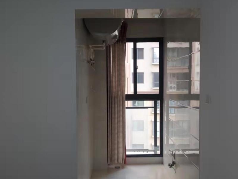 2室2廳2陽臺 潤城十一區(qū)陽臺