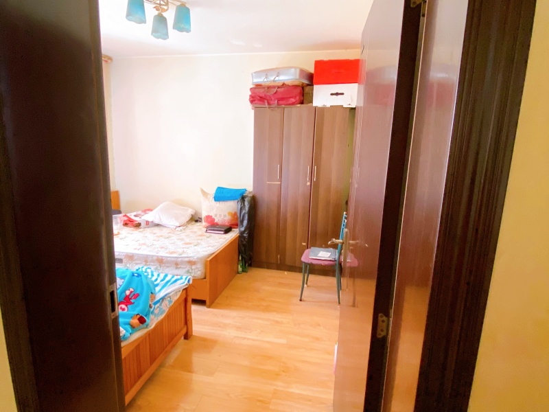 6室2廳3陽臺 西麗園客廳