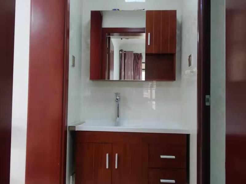 2室2廳2陽臺 潤城十一區(qū)衛(wèi)生間