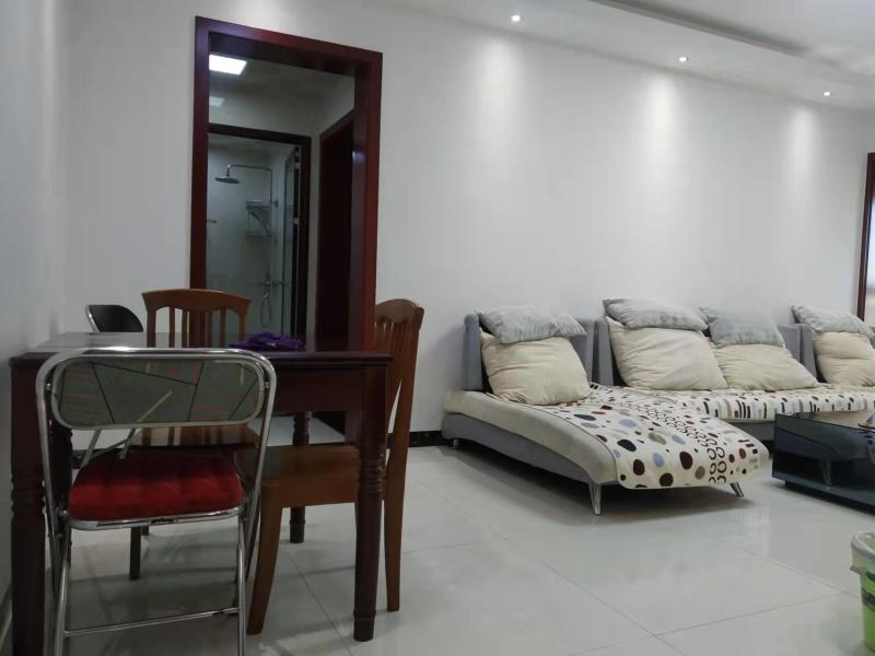 2室2廳2陽臺 潤城十一區(qū)餐廳