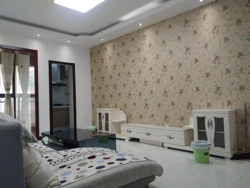 2室2廳2陽臺 潤城十一區(qū)客廳