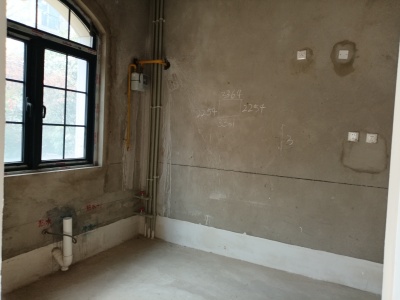 5室2廳4陽(yáng)臺(tái) 滇池ONE 6號(hào)地塊