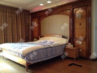 6室3廳3陽(yáng)臺(tái) 世界花苑臥室