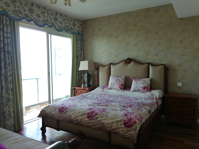 5室2廳4陽臺 滇池衛(wèi)城藍(lán)域晴天臥室