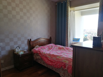 5室2廳4陽臺 滇池衛(wèi)城藍(lán)域晴天臥室