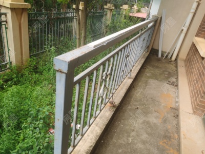 5室3廳2陽(yáng)臺(tái) 滇池向陽(yáng)園別墅自家花園