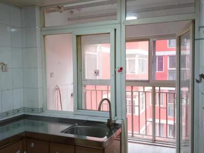 2室2廳1陽(yáng)臺(tái) 老李山小區(qū)