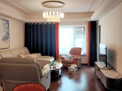 4室2廳2陽臺 招商海公館