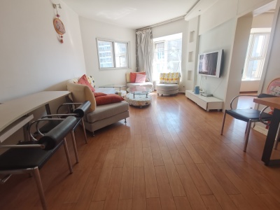 4室2廳2陽臺 瀾滄江花園臥室