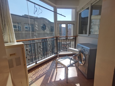 4室2廳2陽臺 瀾滄江花園臥室