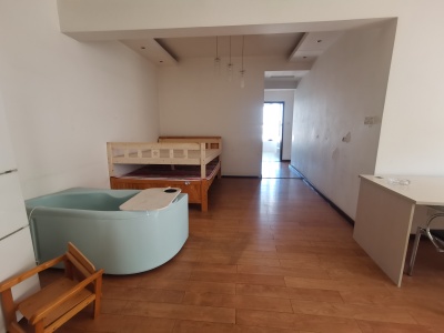 4室2廳2陽臺 瀾滄江花園臥室