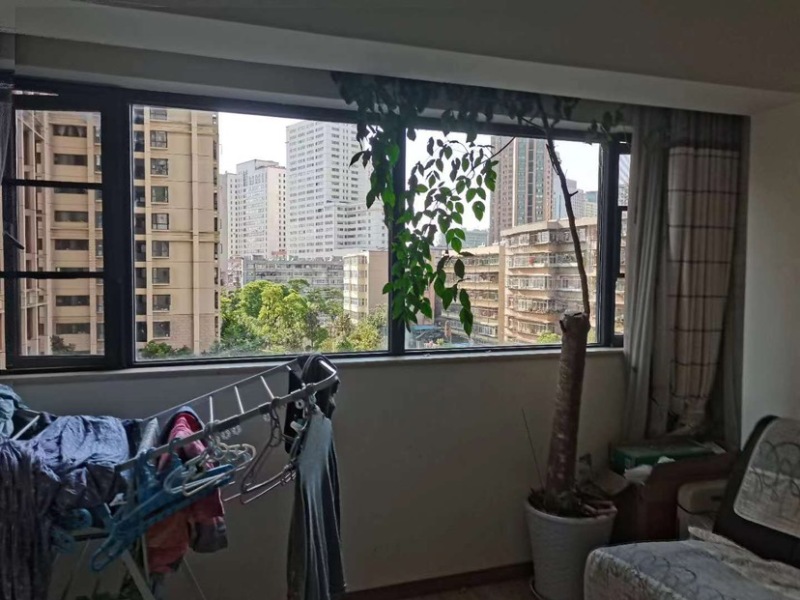 3室2廳 昆鐵家園客廳