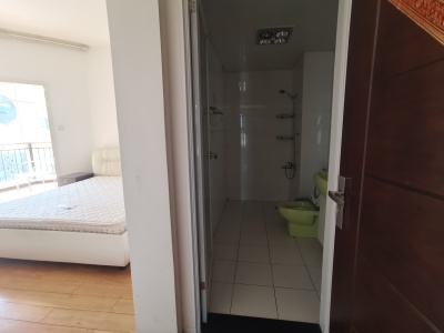 4室2廳2陽臺 瀾滄江花園臥室