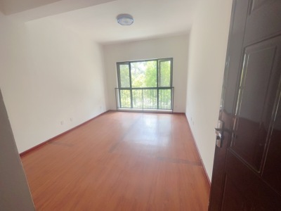 3室2廳2陽臺 滇池衛(wèi)城尚層