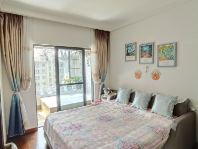 4室2廳2陽臺(tái) 招商海公館