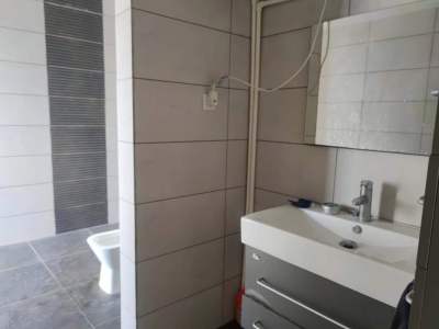 4室2廳2陽臺 世紀(jì)城探春苑