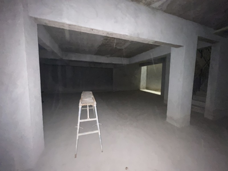 4室5廳3陽(yáng)臺(tái) 滇池ONE A16號(hào)地塊別墅客廳