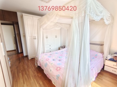 3室2廳2陽臺(tái) 十二棵橡樹莊園