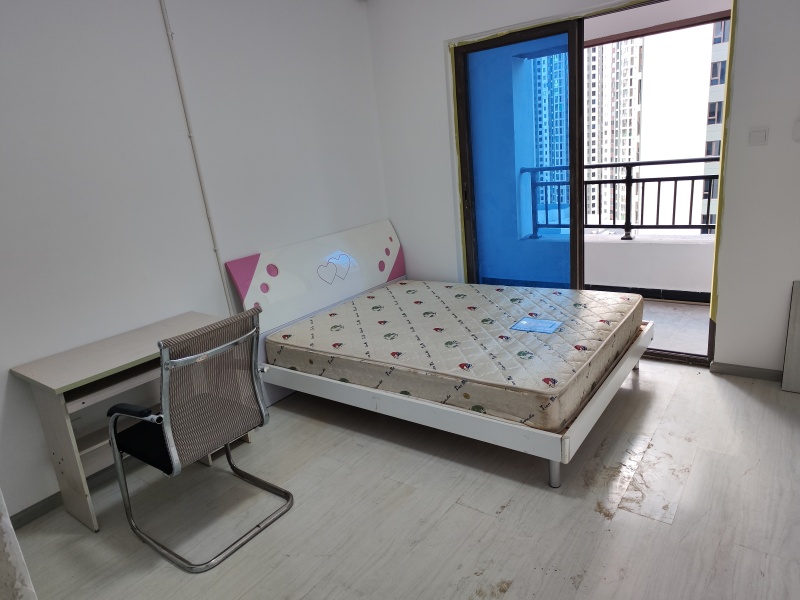 3室2廳1陽臺(tái) 碧桂園龍騰世家一期其他