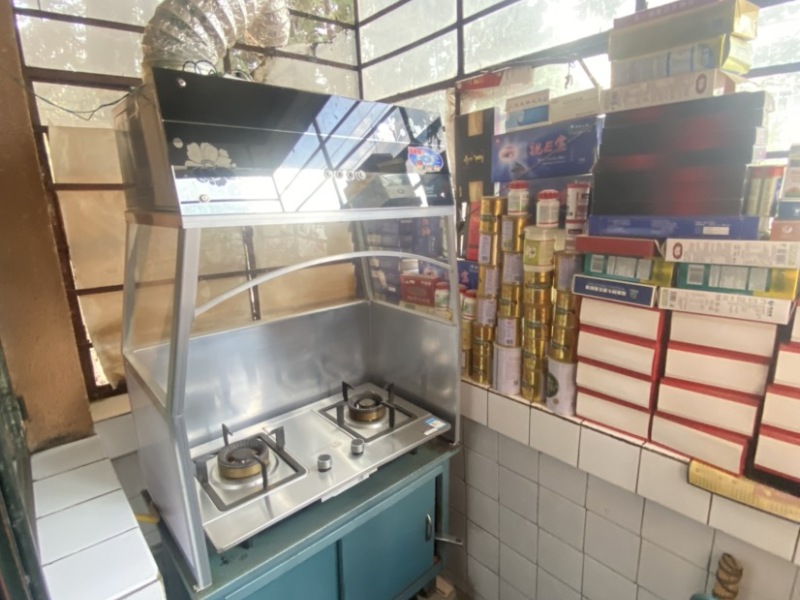 2室2廳1陽臺 東華小區(qū)陽臺