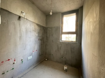 4室2廳3陽(yáng)臺(tái) 滇池ONE 11號(hào)地塊衛(wèi)生間