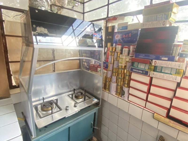 2室2廳1陽臺 東華小區(qū)書房