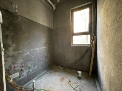 4室2廳3陽(yáng)臺(tái) 滇池ONE 11號(hào)地塊衛(wèi)生間