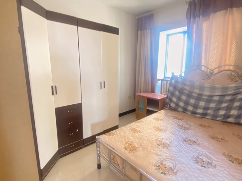 2室2廳1陽臺 溪畔麗景客廳