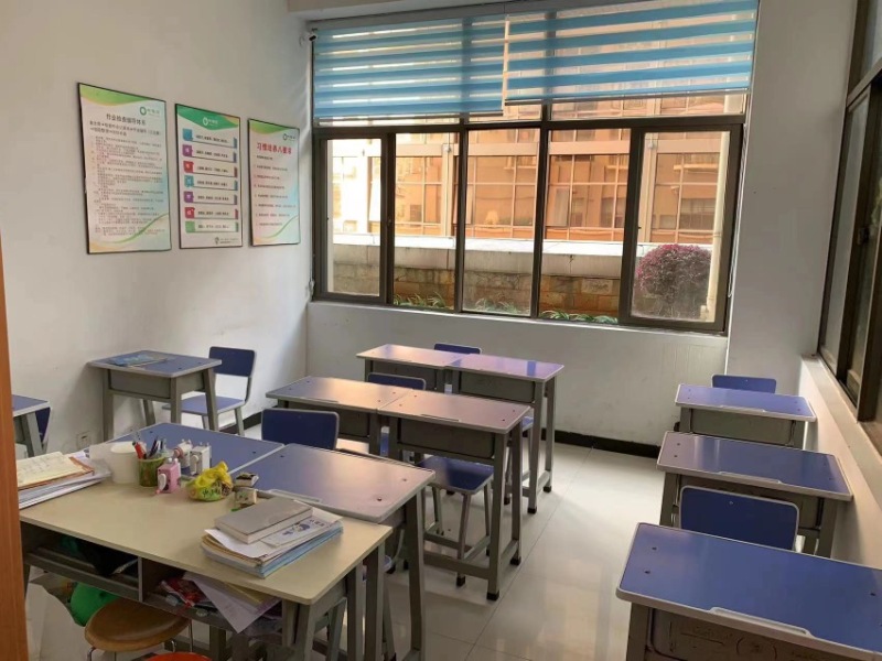 5室2廳2陽(yáng)臺(tái) 新月花園其他