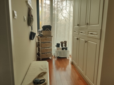 4室2廳2陽臺(tái) 金岸春天餐廳