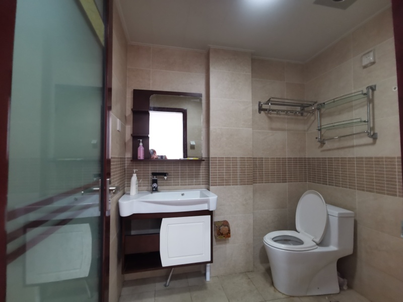 5室3廳2陽臺(tái) 楓林盛景西區(qū)別墅衛(wèi)生間