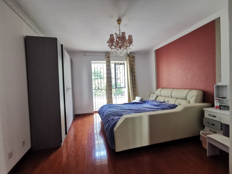 5室3廳2陽臺(tái) 楓林盛景西區(qū)別墅臥室