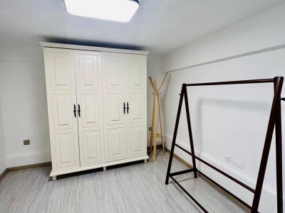 1室1廳1陽臺(tái) 86街公寓U2