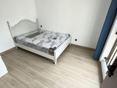 2室2廳1陽(yáng)臺(tái) 蓮花池畔