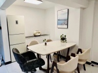 1室1廳1陽臺(tái) 86街公寓U2餐廳