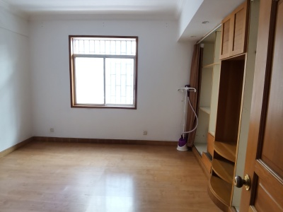 3室2廳1陽臺 理工大學(xué)蓮華校區(qū)