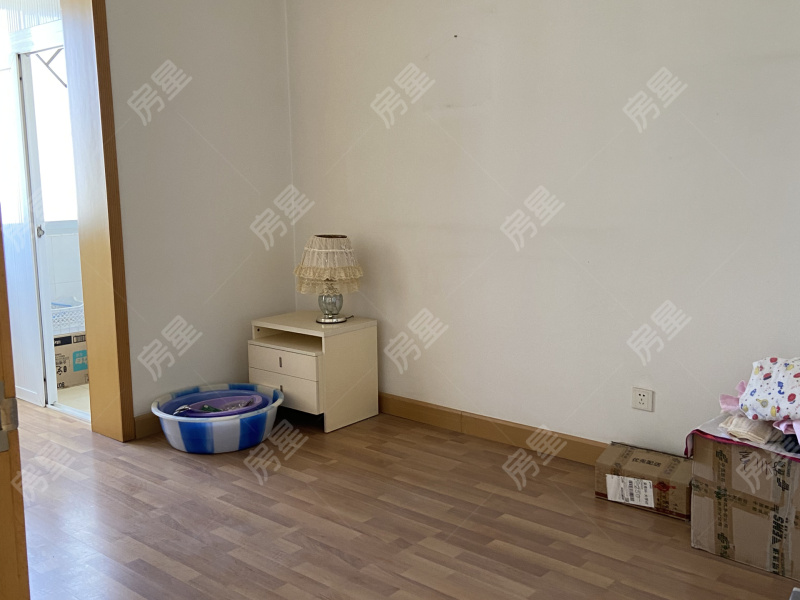 3室2廳1陽臺 無線電廠宿舍（建設(shè)路238號）臥室