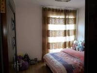5室2廳2陽(yáng)臺(tái) 南方公園臥室