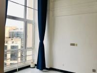 1室1廳1陽臺(tái) 86街公寓U2客廳