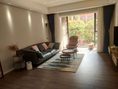 3室2廳2陽臺(tái) 第三城紫曼園客廳