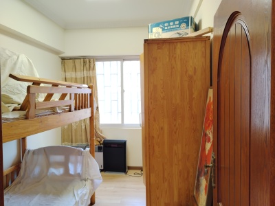 4室2廳2陽臺(tái) 益瓏大廈