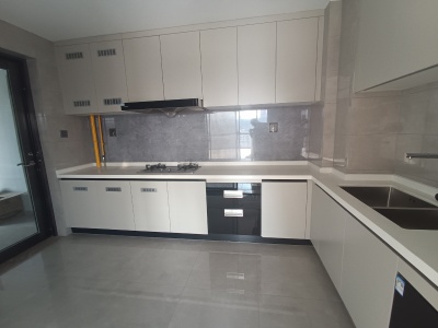 4室2廳3陽臺(tái) 華潤悅府一期