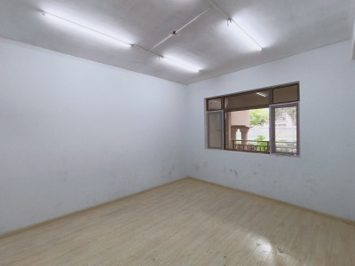 5室2廳2陽臺 珊瑚郡天泰