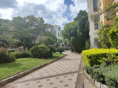 4室2廳1陽臺 湖畔之夢